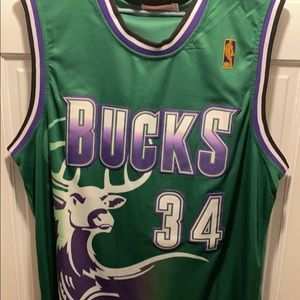 Basically new ray allen Milwaukee bucks Jersey